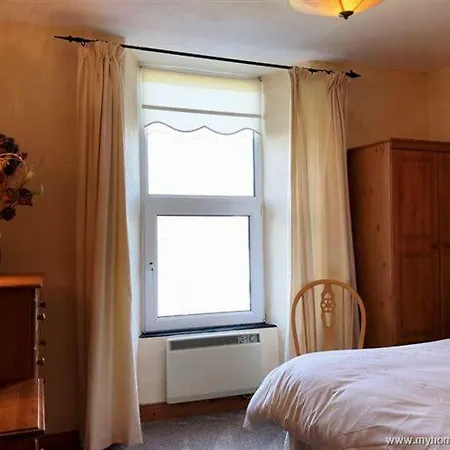 Apt 2 Marconi House * קרוקהייבן